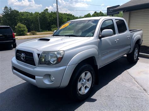 Pre Owned 2011 Toyota Tacoma Pickup Base Double Cab 4wd 4 Door Pickup