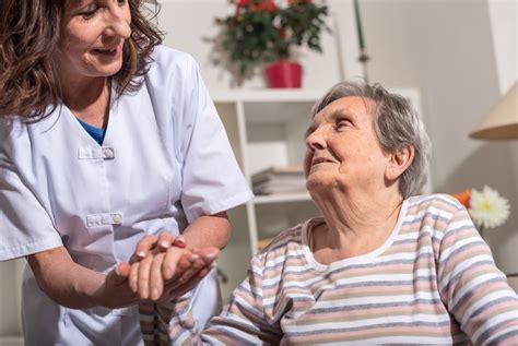 Mutuelle Senior Quel Contrat Pour Une Personne En Ehpad