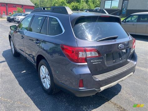 Carbide Gray Metallic Subaru Outback I Premium Photo