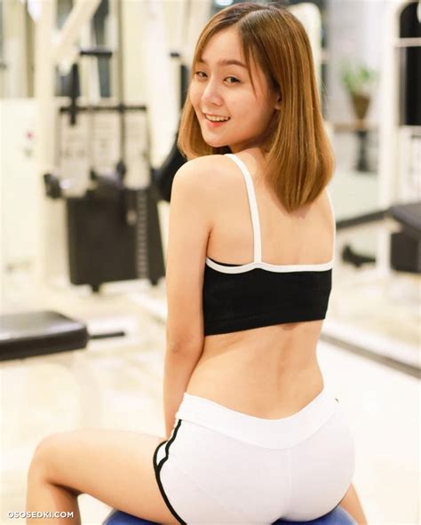 นอง M 42 naked photos leaked from Onlyfans Patreon Fansly Reddit и Telegram 47124