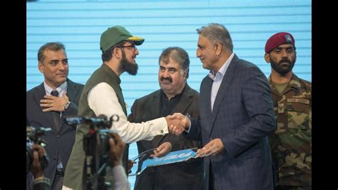 Army Chief Gen Qamar Javed Bajwa Presenting Winning Trophy To Champion