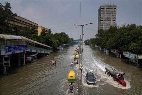 Monsoons Fury Sours Romance Of Wet Season Travel In India The New