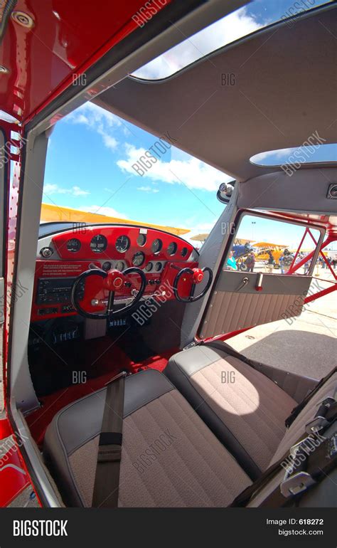 Cessna 140 Cockpit Image & Photo (Free Trial) | Bigstock