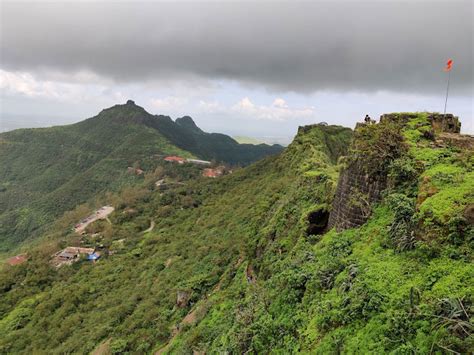 Purandar Fort Trek | Purandar Trek | Book Now @ 33% OFF