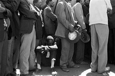 How Santu Mofokeng Shaped South African Photography | The New Yorker