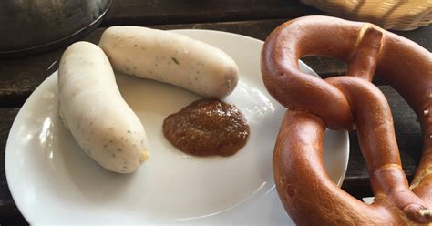 Das Auge isst mit 29 August 2016 Weißwurst mit Brezel und ein