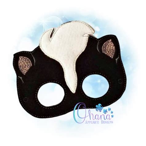 Skunk Pretend Mask - Ohana Applique Designs