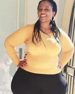 Extra Wide Mega Hip Big Booty Sexy Pear Makholwa Porn Pictures XXX Photos Sex Images 3684402