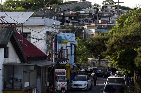 A Panoramic View Of The Alleyway Of Ihwa Mural Village Seoul