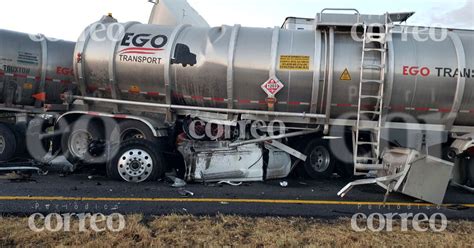 Choque Entre Dos Tráileres En La Carretera Federal 1110 De Pénjamo Deja