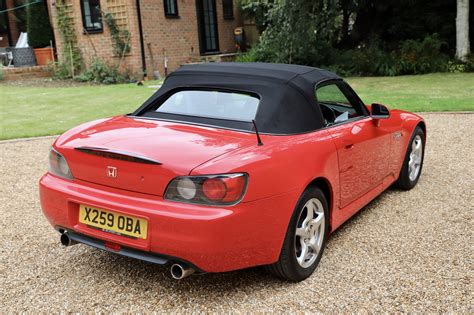 Honda S2000, 2.0i-VTEC, Convertible 2000. Superb in Ascari Red with black leather interior. - UK ...