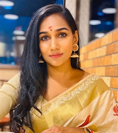 Hot Sexy Yasmin Nadiah Bikini Pics