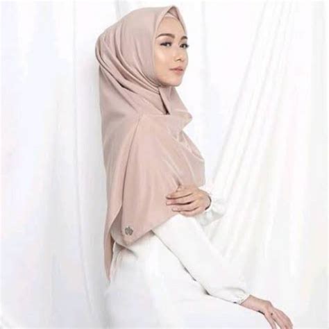 Jual Voal Ultra Satin Hijab Princess Warna Nude 120 120 Minus Ada