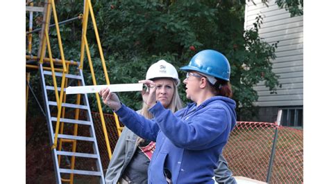 Minnesota Wild Coaches and Staff Participate in Build Week | Minnesota Wild