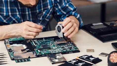 7 Punca Motherboard Laptop Rosak Terkini 2024