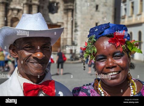 Costume Traditionnel Cubain Banque De Photographies Et Dimages Haute