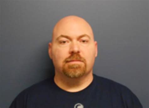 Kan Jail Deputy Registers As Sex Offender For Sex With Inmate