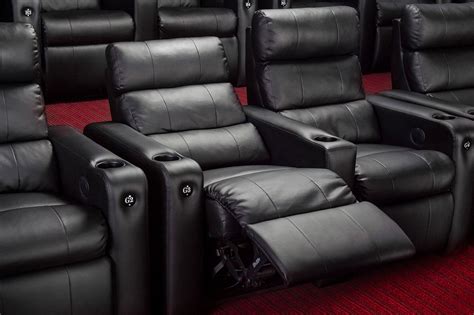 North Attleboro Movie Theater | Showcase Cinema de Lux North Attleboro ...