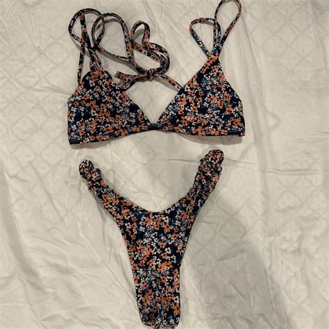 Kulani Kinis Blissful Blossom Bikini Set Size Small Depop