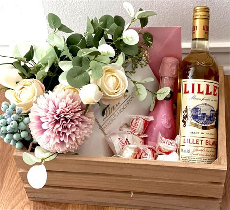 Lillet Geschenke Geschenke Geschenke Verpacken Geburtstag Geschenke