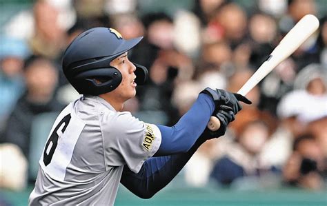 青森山田・吉川勇大が木製バットで三塁打含む2安打の活躍 もう一人の木製バット使用者・対馬陸翔は守備で貢献【センバツ】：中日スポーツ・東京中日スポーツ