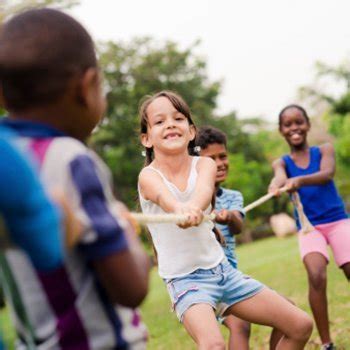 Brincadeiras Para Crianças Na Escola - Brincadeiras populares no Brasil para as crianças