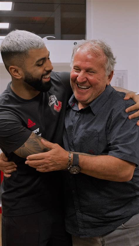 Zico aponta o que realmente está atrapalhando Gabigol no Flamengo