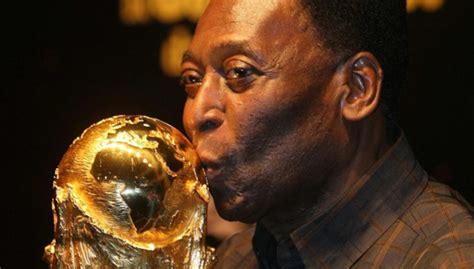 Farewell Pele One Of Italys Greatest Opponents Football Italia