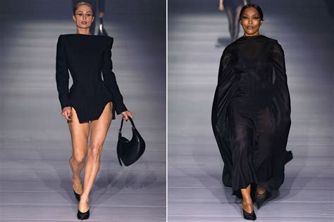 Paris Hilton Angela Bassett Walk In Mugler Show During Paris Fashion Week