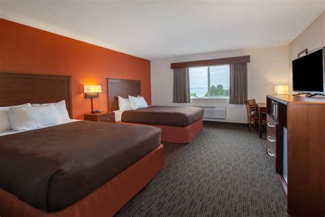 AmericInn by Wyndham Petoskey | Petoskey, MI Hotels