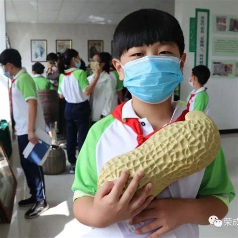 【成长·项目化】市蜊江小学开展“探秘花生博物馆”项目化学习活动实践