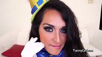 Sexy Tranny Jerking Her Shaft XVIDEOS