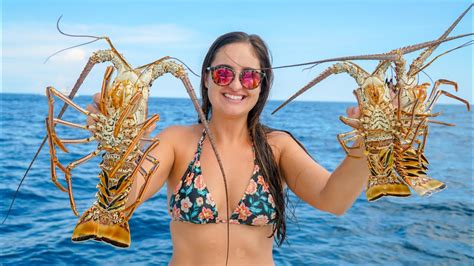 Diving For Lobsters Catch Clean Cook Florida S Beautiful Reefs