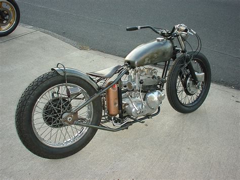 Harley Davidson Motorcycle: Vintage Motorcycles