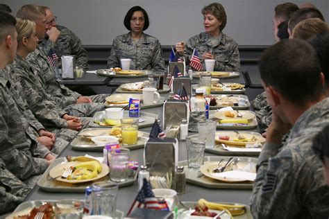 Afrc Commander Command Chief Visit Aw Th Airlift Wing