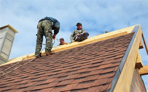 5 Benefits Of Hiring A Professional Roofing Company Worthview