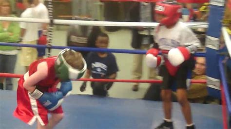 Brentwood Pal Boxing Jalen R2 4 29 09 Youtube