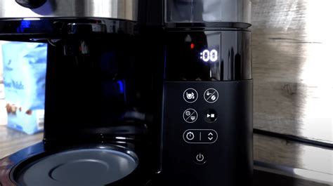 PHILIPS Kaffeemaschine Grind Brew HD7888 01 EdelKüche