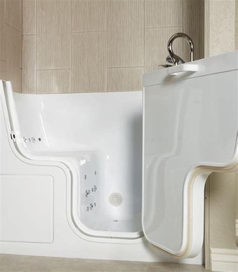 Why Seniors Should Consider a Walk-In Bathtub | Re-Bath®