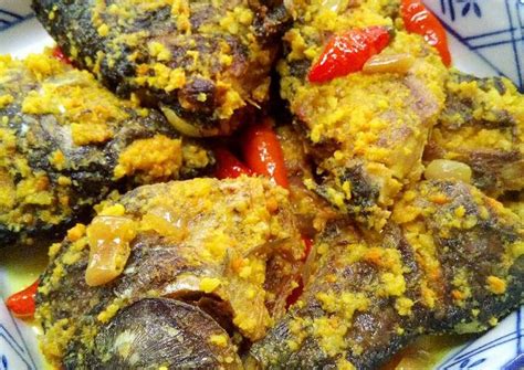 Resep Ikan Mas Goreng Acar Kuning Oleh Cut Mitha Cookpad