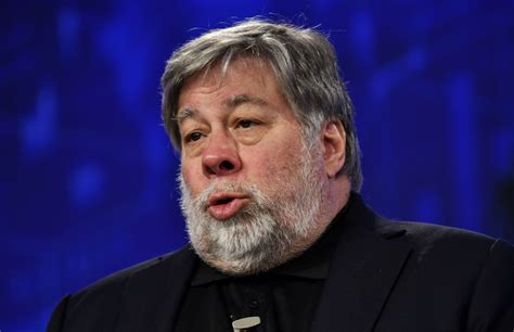 Apple Co Founder Steve Wozniak Tells Abc He Had Minor Stroke Bloomberg