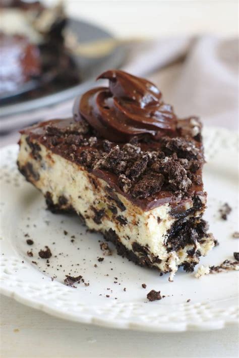 Easy Oreo Cheesecake Recipe - Mildly Meandering