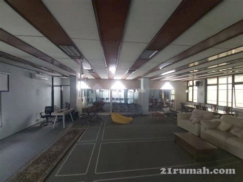 Disewa Ruang Kantor Siap Pakai Lokasi Di Tengah Kota Yang Strategis