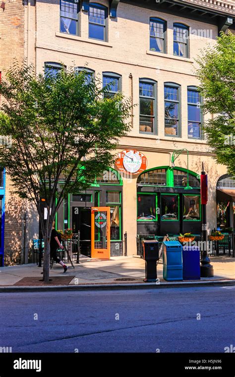 Claddagh Irish Pub On Patton Ave In Downtown Asheville Nc Stock Photo