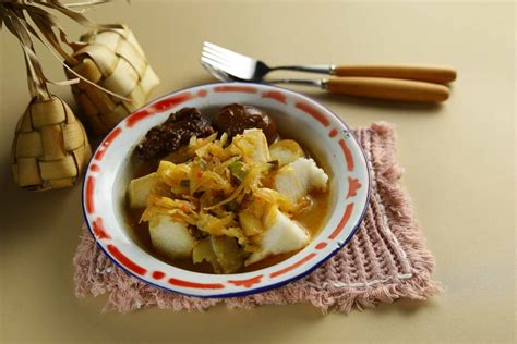 Resep Tradisional Ketupat Sayur Betawi Yang Wajib Kamu Coba Official