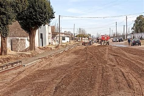 Avanzan Los Trabajos De Cord N Cuneta En Coronel Baigorria Al Toque