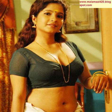 Tamil Hot Actress In Bikini Saree Pictures Mallu Auntie Mallu Bhabi S Hot Girls