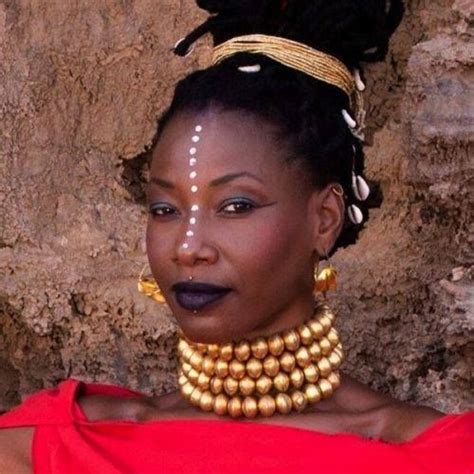 Pin By Underthestarsoverthesea On West Africa In 2024 African Beauty Beauty West Africa