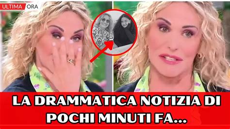 Antonella Clerici In Lacrime La Drammatica Notizia Pochi Minuti Fa