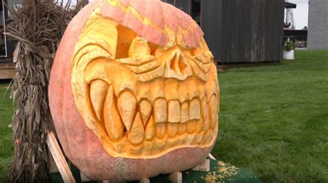 Jerry S Giant Pumpkins Carved